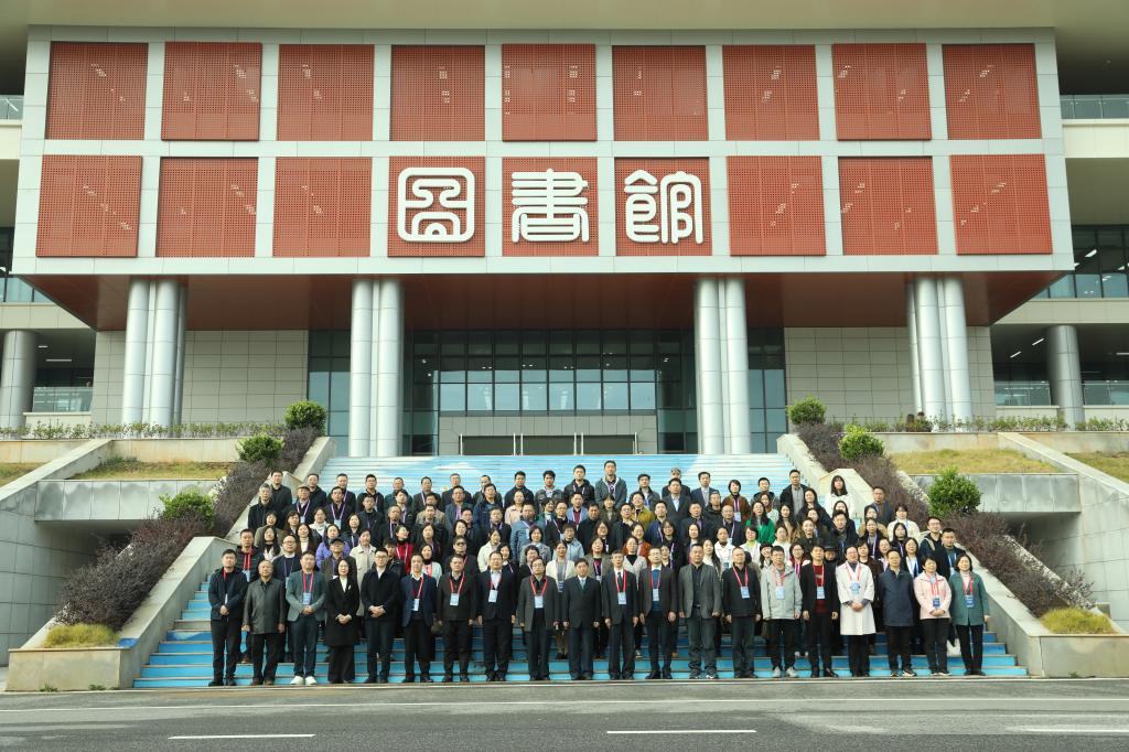 合影.JPG