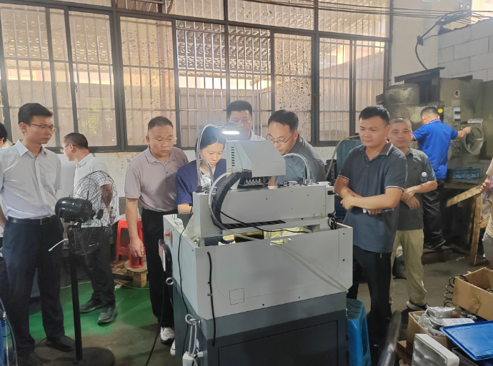 体育博彩
博士团赴广昌助推磁性材料产业高质量发展